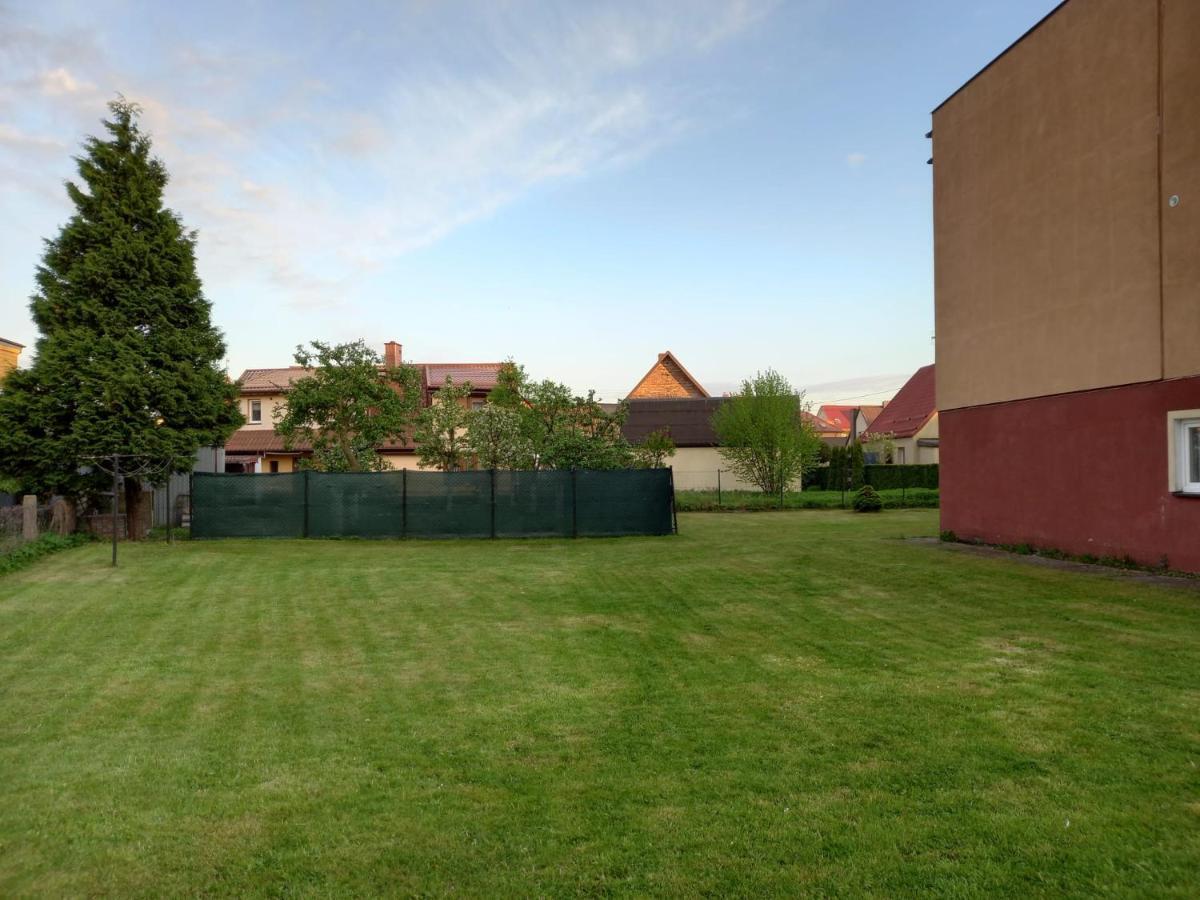 Pokoje Goscinne Anna Łeba Exterior foto