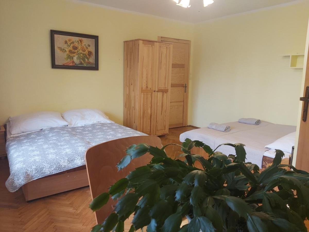 Pokoje Goscinne Anna Łeba Exterior foto