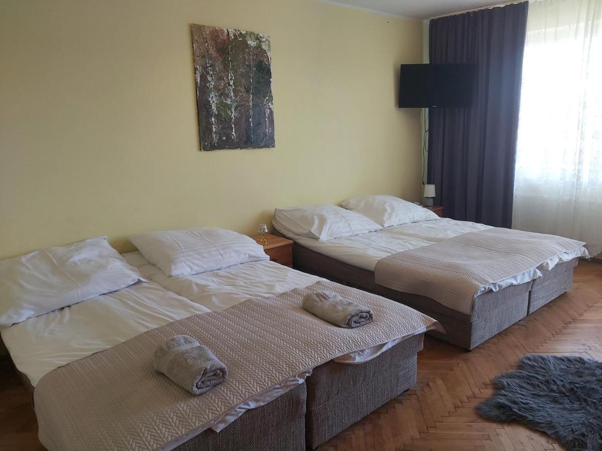 Pokoje Goscinne Anna Łeba Exterior foto