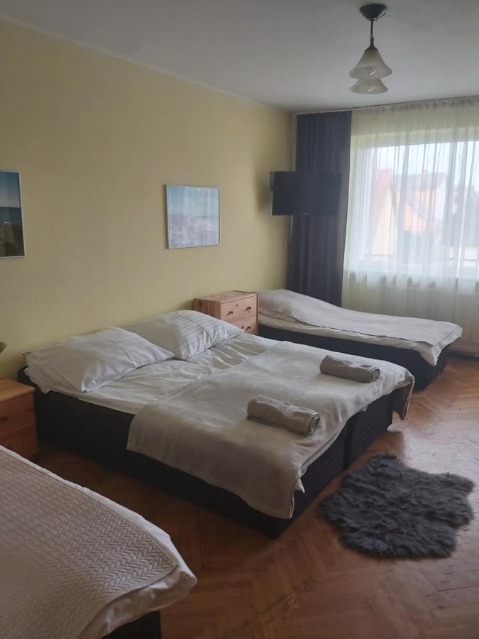 Pokoje Goscinne Anna Łeba Exterior foto